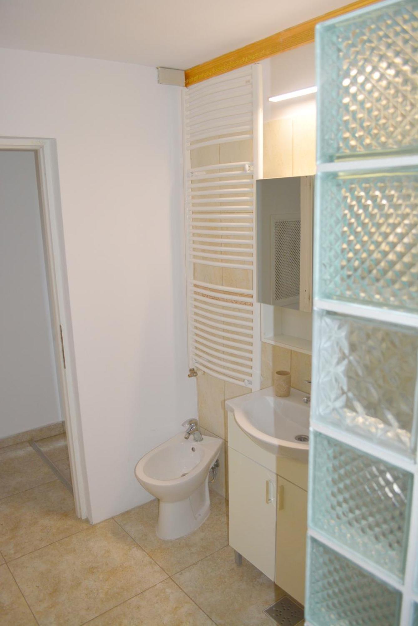 فندق Colina Restaurant & Events Bistriţa المظهر الخارجي الصورة